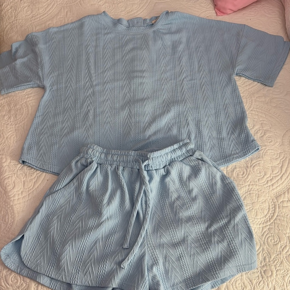 Baby blue set!